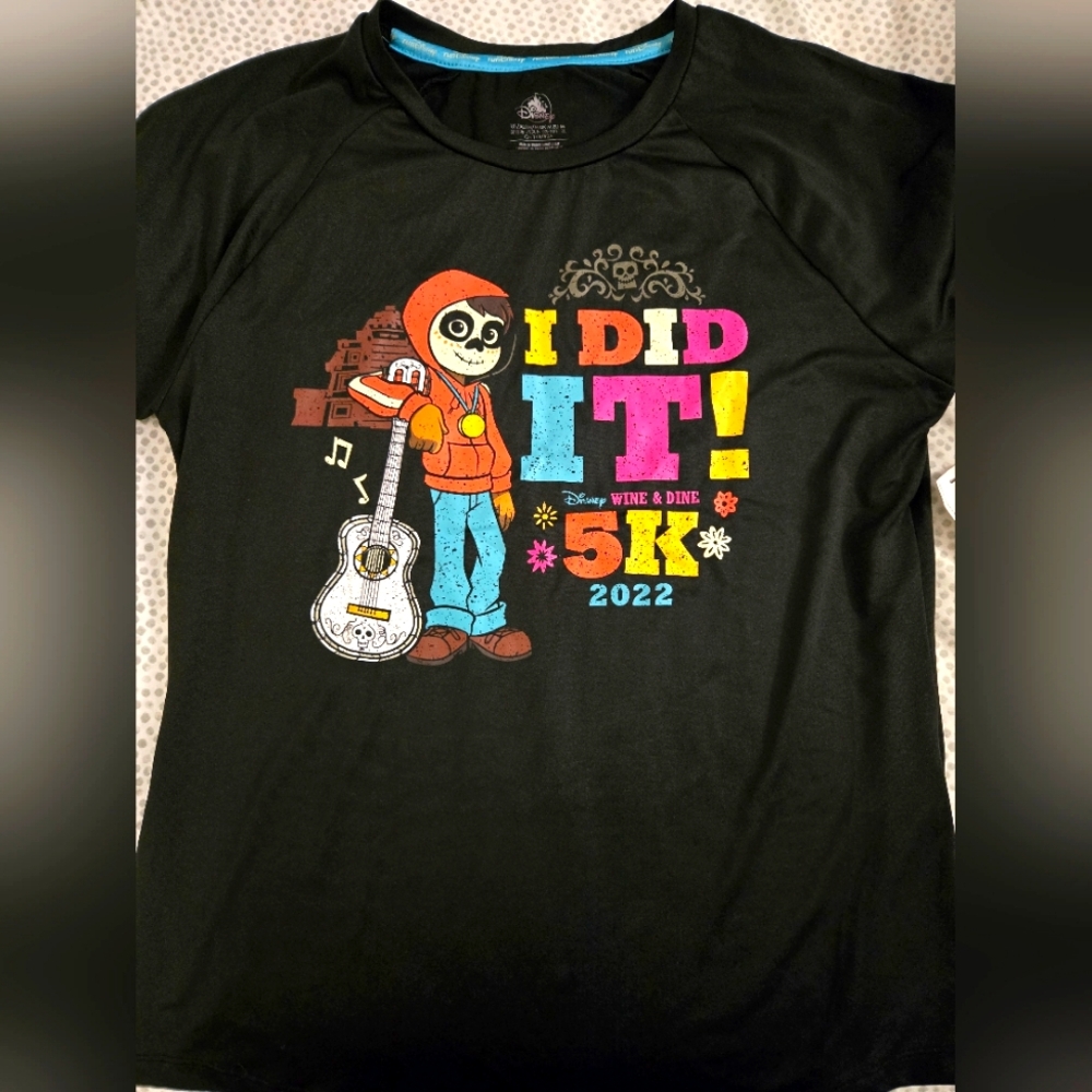 Rundisney 2022 Finisher Shirt